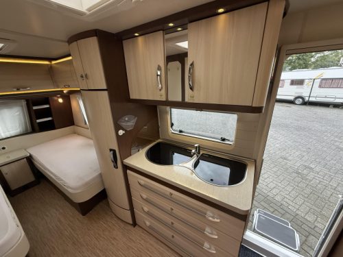Hobby Prestige 495 UL 2 BETTEN RANGIERHILFE VORZELT  Foto: 9
