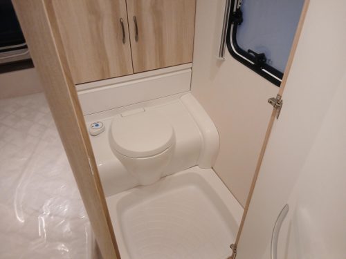 Hobby De Luxe 400 SFE Foto: 7