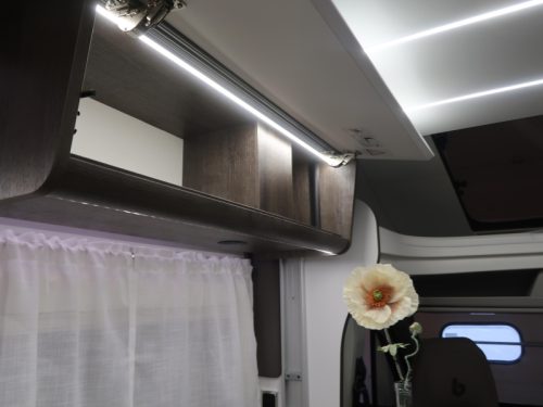 Benimar Cocoon 496 QUEENS BED Foto: 13