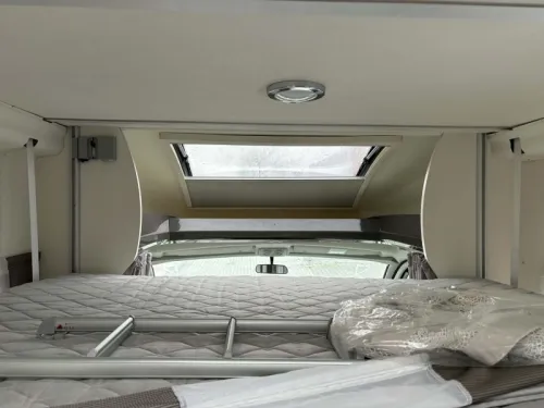 Chausson Flash 718 XLB Special Edition Roof air conditioning photo: 13