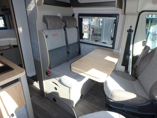 Weinsberg CaraBus Grey 600 ME Foto: 13