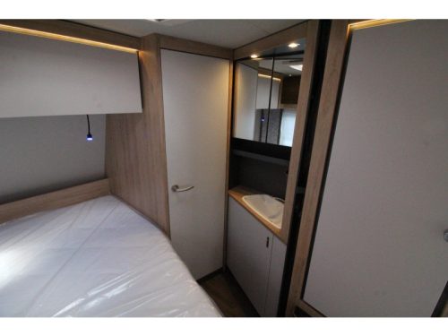 Knaus Sport 450 FU Action model! photo: 9