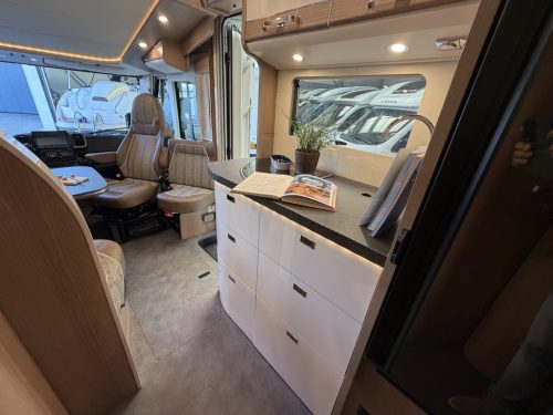 Malibu By Carthago I 441 LE photo: 12