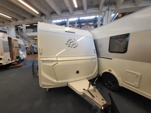 Knaus Sport 450 FU from factory beautifully complete photo: 1