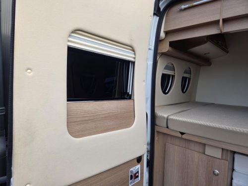 Malibu Charming GT Skyview 600 Luftfederung Skyroof Foto: 13