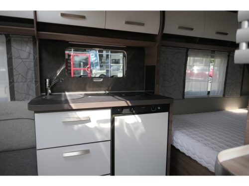 Knaus Sport Silver Selection 450 FU including awning photo: 8
