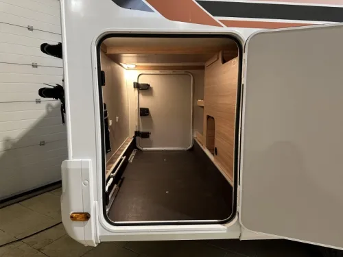 Weinsberg CaraCompact Pepper 600 MEG bike rack| ex-rental photo: 7