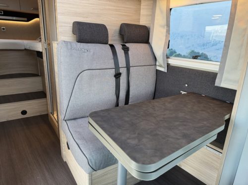 Knaus Van Ti Plus 650 MEG Platinum S / Kostenlose Stellplatz Foto: 7