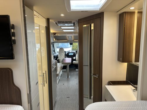 B&uuml;rstner Elegance 910 G E&P Mercedes ALDE Airco  photo: 20