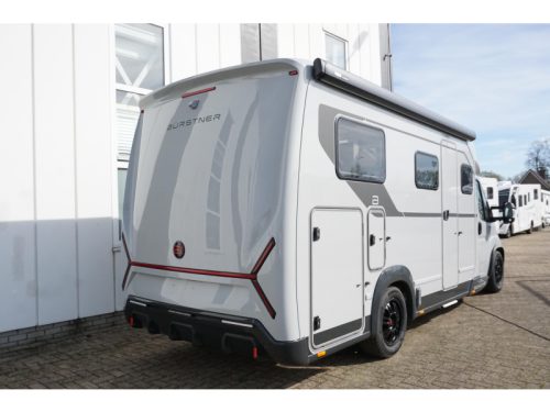 B&uuml;rstner Signature SFT 7.0 180 PS - 4500 kg Automatik Foto: 3