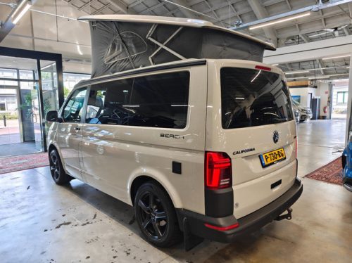 Volkswagen T6.1 California Beach 150PK 4MOTION photo: 5
