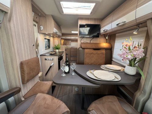 B&uuml;rstner Travel Van T620 Harmony line SINGLE BEDS TOW HITCH photo: 16