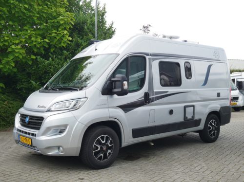 Knaus Boxstar 540, 5.40 Meter Kastenwagen, Anh&auml;ngerkupplung Foto: 2