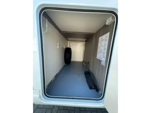 Hobby Optima Ontour 65 GE Einzelbetten 52000 km 19 Foto: 8