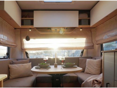 LMC Style 440 D model 2027, French bed photo: 39