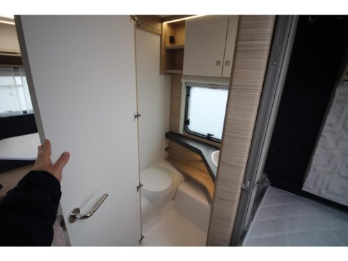 Fendt Bianco Activ 465 SGE Einzelbetten + Frontfenster! Foto: 21