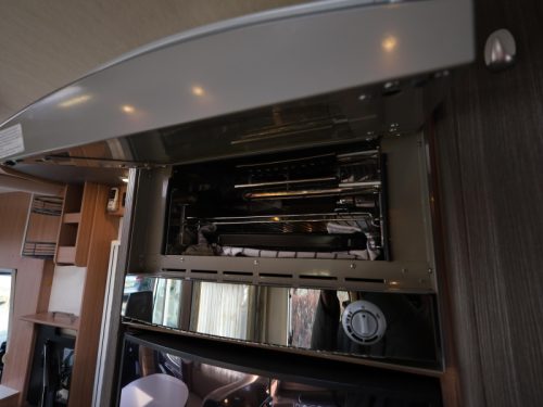 Knaus Sky I 700 LEG Automatic - without drop-down bed photo: 9