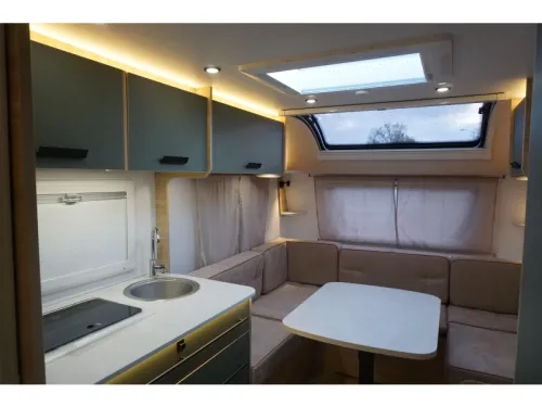 Caravelair Exclusive Line 475 Combi 6E heating photo: 16