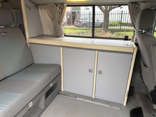 Volkswagen California 2.5 TDI T4 Generation 2001 AUT photo: 11