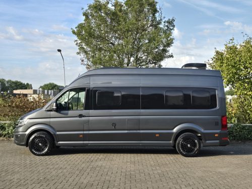 Volkswagen GRAND CALIFORNIA 680 4x4 NUR 31.353 KM AUTOMATIK 177 PS BEARLOCK ACC L&Auml;NGSBETTEN DACHKLIMA SOLAR ANH&Auml;NGERKUPPLUNG LENKRAD SITZHEIZUNG DREHSITZE Foto: 1