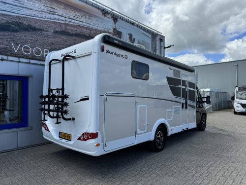 Sunlight T 68 Adventure Edition Single Beds / Drop-down bed photo: 2