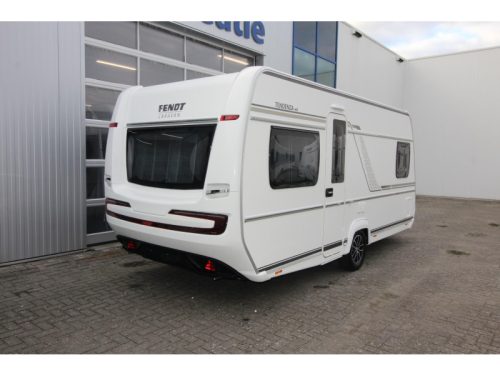 Fendt Tendenza 465 SFB Modelo 2027 foto: 1