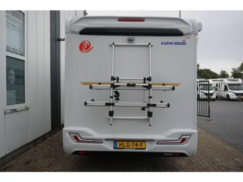 Eura Mobil Profila RS 675 SB Electric pop-up bed photo: 4
