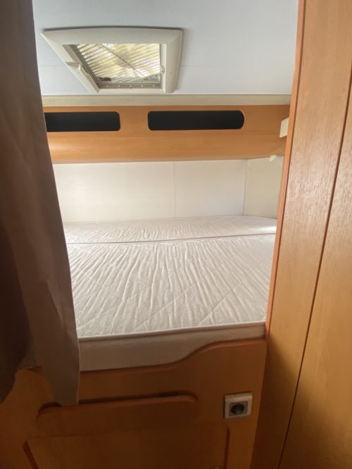 CI Mizar Garage Living 3.0 MultiJet 180 HP, Overcab, Transverse bed rear, Garage, Engine air conditioning, Very complete, 1st owner, Year of manufacture, 12 &ndash; 2007. Motorhome center on the road Marum photo: 8
