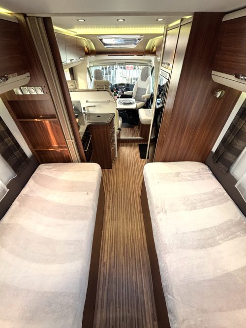 Adria Coral Supreme 670 SLT EINZELBETTEN EINZIGARTIG! ALDE Foto: 11