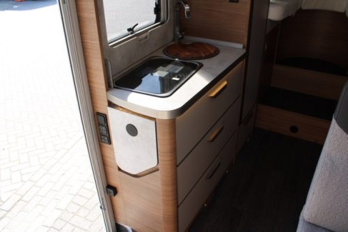 Junger Knaus VanSation 650 Peugeot 2.2 l/ 165 PS mit nur 7.873 km Einzelbetten (45  Foto: 33
