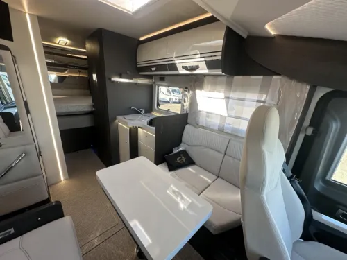 CI Magis Queensbed Dachklimaanlage 140PS Foto: 5