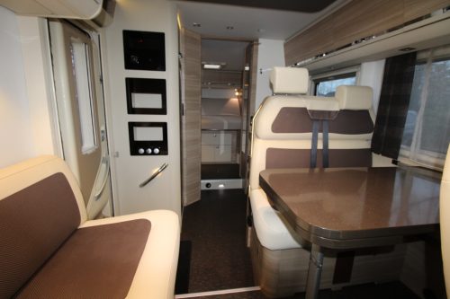 Adria Coral Axess S690 SC photo: 6
