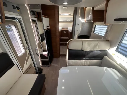 Elnagh Baron 573 Automatic Single Beds photo: 5