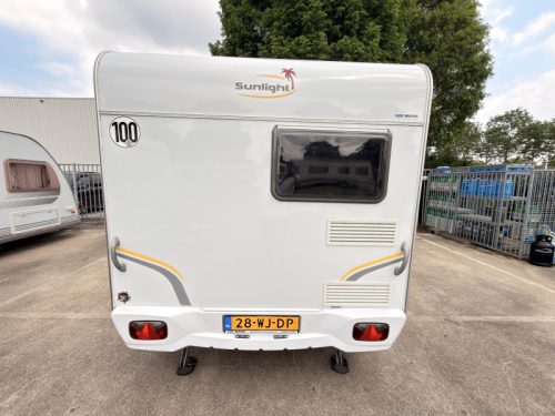 Sunlight Njoy 42 D +mover+awning+Bike rack photo: 1
