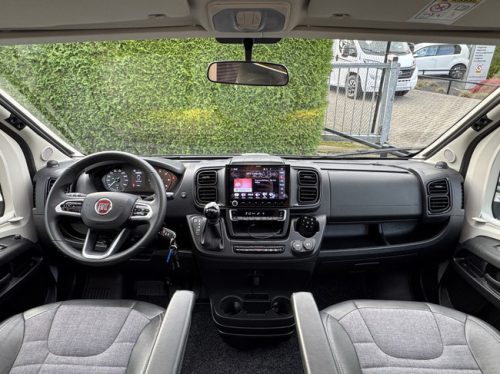 Adria Twin Supreme 640 SGX 160 hp AUTOMATIC 9-Speed Euro6 Fiat Ducato 8 Maxi **Adjustable height single beds/4 seats/Awning/ photo: 6
