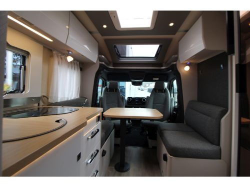 Hymer Tramp 685 S Face2Face - Single beds  photo: 18