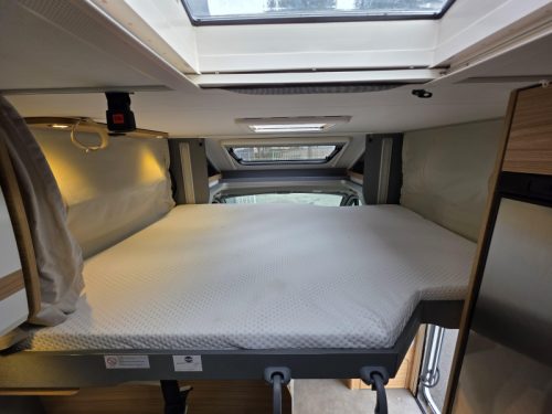 Dethleffs Just 90 T 7052 DBM Queensbett / Hubbett Foto: 22