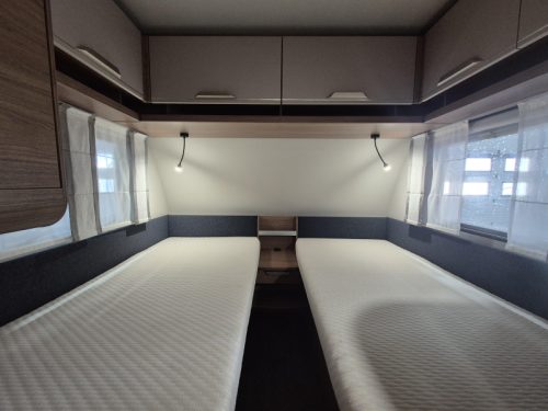 Knaus Sport 460 EU single beds! photo: 16
