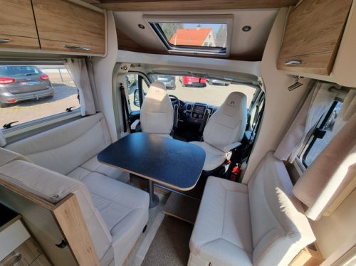 Bavaria Pilote P740 Class | New timing belt | Elec. Queen bed | Solar panels | Air suspension | Very neat condition! photo: 2