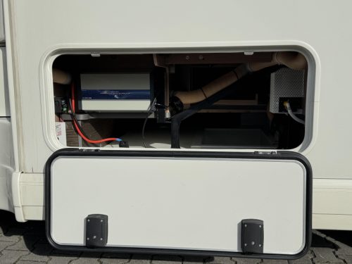 Carthago C-Tourer T 143 LE -300 Ah-Automatik-Klimaanlage Foto: 22