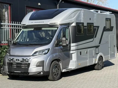 Adria Coral Supreme 670 DL - 180 PS Foto: 5