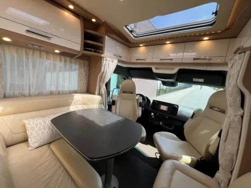 Carthago C-Tourer T 143 LE MERDCEDES/2 SOLAR PANELS. photo: 4