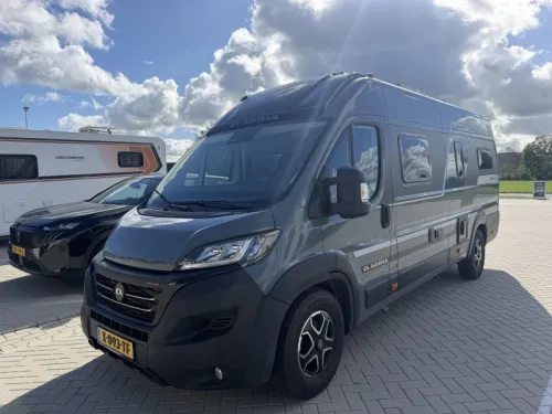 Adria Twin Supreme 640 SGX Solar panel. / towbar photo: 7