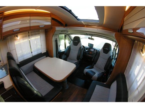 Dethleffs Globedrome 7010 T Automaat, Single beds. photo: 5