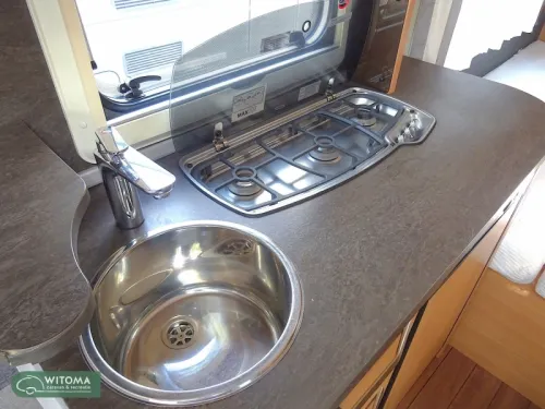 Knaus Sudwind 450 FU Beautifully complete Caravan photo: 7