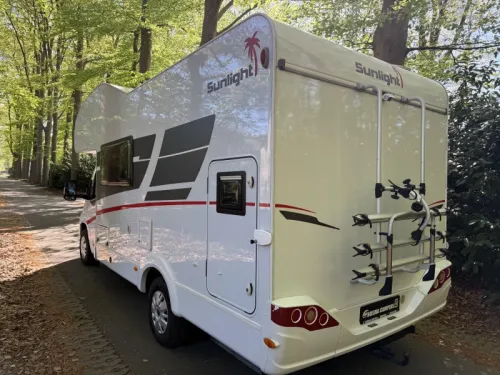 Sunlight A 68 Alkoven-Wohnmobil f&uuml;r 6 Personen, Baujahr 2018 Foto: 4