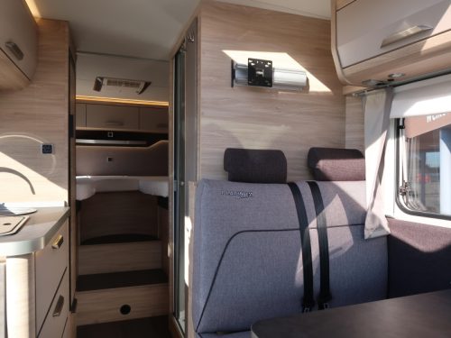 Knaus Van TI 650 MEG 4x4 AUTOMAAT 177 PK Foto: 4