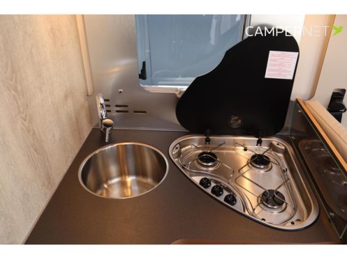 Laika ECOVIP H4109DS 180hp Automatic | Leveling System | Alde Heating | Cupboards instead of Drop-down bed | Lithium | Inverter | Single beds | Face photo: 13