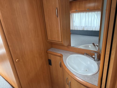 Hobby Excellent Easy 460 UFE Vorzelt/Markise  Foto: 6