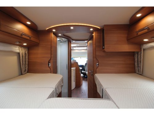 Carthago Chic C-Line I 4.9 LE-L Single beds + Pop-top roof  photo: 36